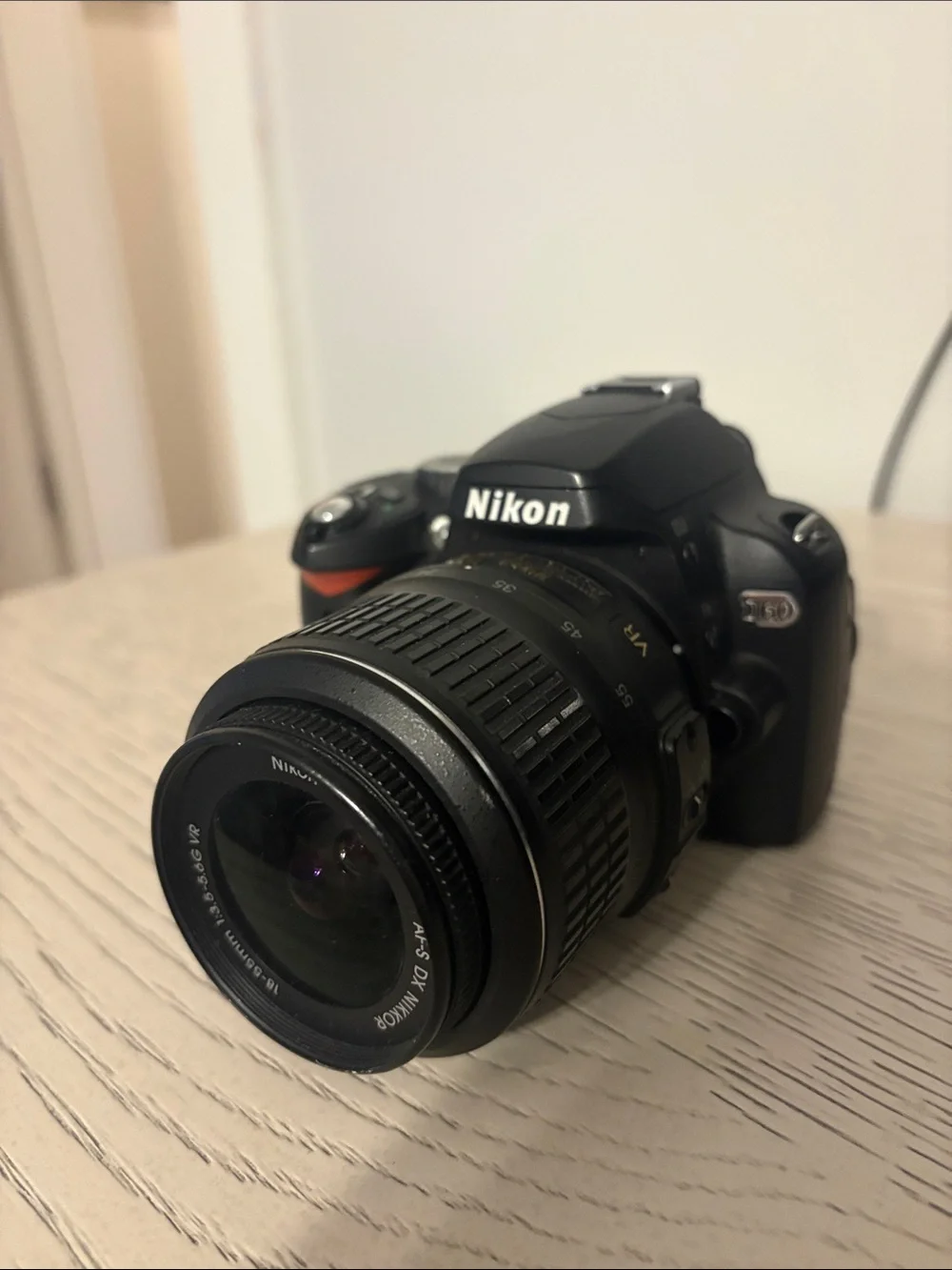 Nikon Black D60 Camera with Zoom Lens